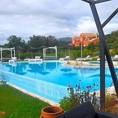 Hotel Pulades 3*