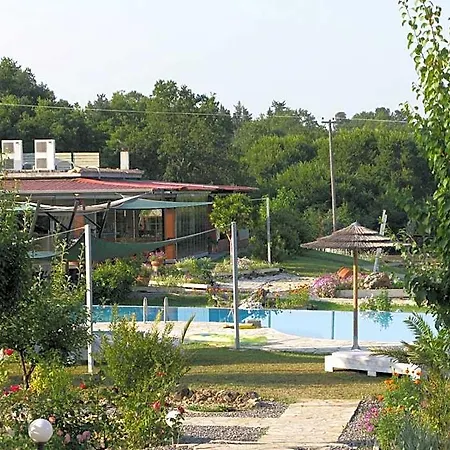 Pulades Hotel 3*