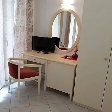 Hotel Pulades